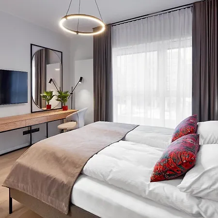 Safari - Plac Wolnosci 6 Poznań